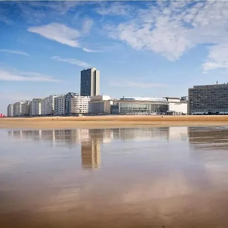 Apartment Centrally Located Close To The Ostend