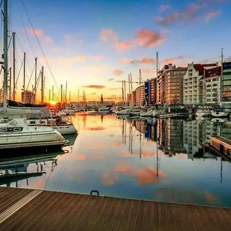Centrally Located Close To The Apartment Ostend
